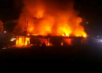 ताप्लेजुङमा आगलागीबाट एक घर जलेर नष्ट